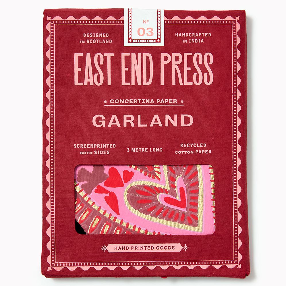 Vintage Hearts Paper Banner